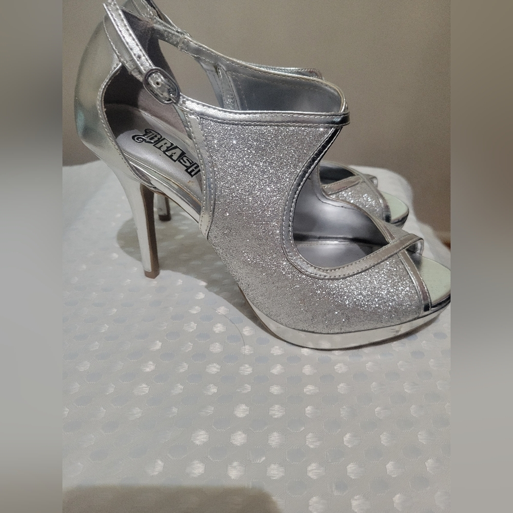 Womens Silver Sparkled Ankled Heels - Picture 2 of 3